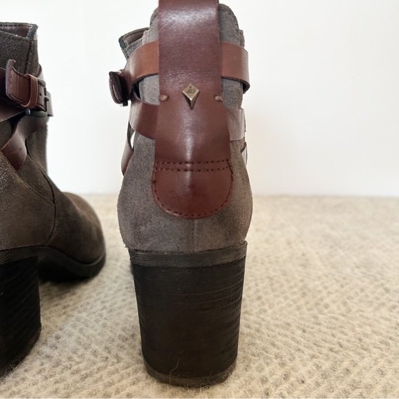 Sam Edelman Hannah Belted Chelsea Boots Suede Ankle Boot Size 9.5 - Picture 5 of 9